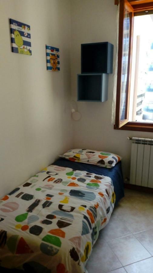 Appartamento Perco Riva Slataper Grado Eksteriør billede